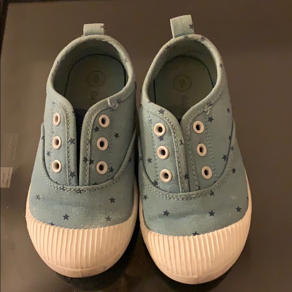 Cat & Jack toddler sneakers